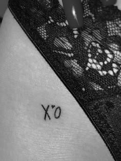 XO Tattoo TheWeeknd | tattoo ideas by  Shana Wayne The Weeknd Tattoo, Xo Tattoo, Tory Vega, Art Tattoo Ideas, Small Pretty Tattoos, Petite Tattoos, Zodiac Academy, Shoulder Tattoos For Women, Incredible Tattoos