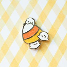 Moody Halloween, Spooky Pins, Sticker Inspo, Halloween Ring, Enamel Pin Collection, Backpack Pins, Halloween Pins, Bag Pins, Pretty Pins