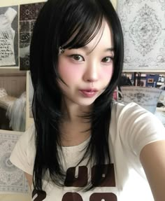 Side Bang Haircuts, Japanese Haircut, Side Bangs Hairstyles, Japanese Hairstyle, Hair Stylies, Cute Hair