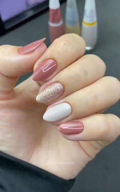 Hello Nails, Subtle Nails, Nails Desing, Perfect Nails, Green Nails, Nude Nails, Nail Designer, Winter Nails, Simple Nails