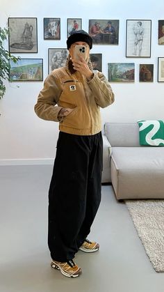 Salomon, cargo pant, detroit jacket Salomons Styled, Salomons Outfits, Solomons Outfit, Carhartt Detroit Jacket Women, Salomon Styling, Salomon Acs Pro Outfit, Salomon Outfit Woman, Salomon Outfit Street Styles, Salomon Shoes Outfit