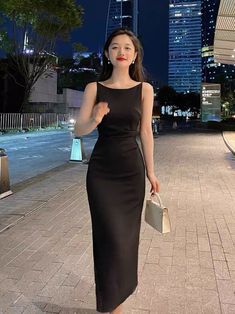 Sleeveless Silk Dress Formal Maxi Dress Boat Neck Satin Etsy Singapore Professional Party Dress, Formal Wedding Guest Dress Lulus, Party Outfit Dress Night, Elegant Dresses Petite, Long Elegant Satin Dresses, U Neck Dress, Formal Dinner Dress Classy Simple, Long Black Dress Outfit Formal, Anyone But You Dress