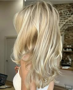 Warm Blonde Hair, Perfect Blonde Hair, Summer Blonde Hair, Blonde Hair Transformations, Golden Blonde Hair, Light Blonde Hair, Balayage Blonde, Honey Blonde Hair, Blonde Hair Inspiration