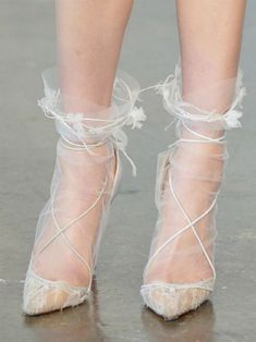 Marchesa Bridal, Marchesa Spring, Mode Shoes, Stylish Socks, Happy Socks, Marchesa, Bridal Lace, Popsugar, Mode Inspiration