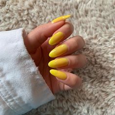 eman • the color nook on Instagram: “Cirque Colors Citron Jelly 🍋💛 This is such a vibrant and beautiful yellow jelly polish 😍 3 coats #cirquecolors #cirqueglazedcollection…” Cute Nail Colors, Nail Trend, Get Nails, Good Enough, Nail Trends