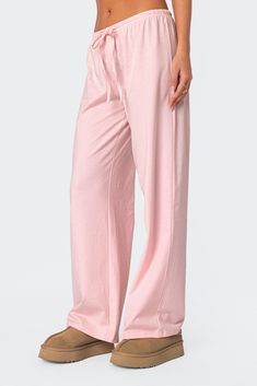 Olivia Striped Loose Fit Pants – edikted Pink Brandy Sweatpants, Wishlist Ideas Under $10, Good Fall Outfits, Clothes To Put On Christmas List, Styling Tan Pants, Stockholm Pajamas, Clothes To Buy For School, Birthday Wishlist Cheap, Cute Stuff For Christmas List