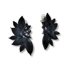 wings earrings material: base metal zircons DIMENSIONS: 3.5 cm X 2.5 cm COLOUR: black OTHER: anti-allergic pin type earwires Wings Earrings, Black Wings, Wing Earrings, Dream Jewelry, Elegant Earrings, Lithuania, Base Metal, Jewelry Earrings Studs, Favorite Things Gift