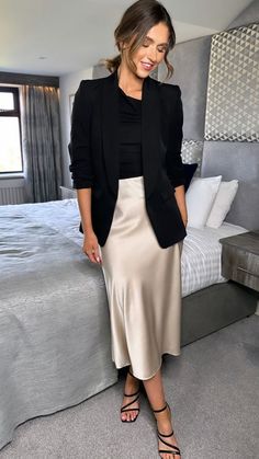 Sizing info: Our model Lauren is wearing a UK 8 and she is wearing the size S in this skirt. Size S = UK 8-10. Size M = UK 10-12. Size L = UK 12-14. Make an impact in this stunning Yaella Beige Midi Skirt. Crafted with a sleek, beige fabric, this midi skirt adds a sophisticated edge to any look. Show off your style and