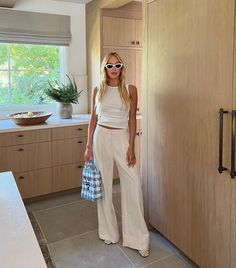 Alex Cooper, Polished Casual, Style Muse, Stylish Work Outfits, Summer Outfit Inspiration, Closet Fashion, Comfy Fashion, Summer Fashion Outfits, Girly Outfits