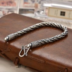 Pulsera de cadena de cuerda de plata esterlina para hombre   Tipo de metal: Plata de ley 925   Género: Para hombres   Estilo: Vintage   Ancho: 5 mm   Espesor: 5 mm   Longitud: 20 cm   Peso: 29,3 g Silver Rope Chain, Rope Chain, 925 Sterling Silver