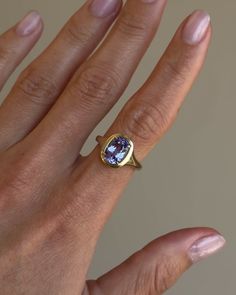 Gemstone Signet Ring / No. 11 – Maggi Simpkins Cute Class Ring Ideas, Gold Rings Gemstone, Big Sapphire Ring, Signet Ring With Gemstones, Vintage Gemstone Jewelry, Signet Ring Stone, Signet Style Engagement Ring, Diamond Ring Not Engagement, Gemstone Ring Stack