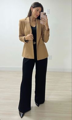 Tan Blazer Outfits Women, Beige Blazer Outfits Women, Outfit Ideas Business Casual, Outfit Ideas Business, Blazer Outfits Women, Summer Business Casual Outfits, Work Outfit Ideas, Casual Work Outfits Women, Look Office