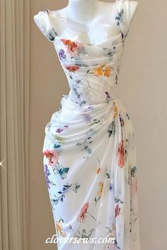 Extra Heels, Normal Delivery, Future Wardrobe, Elegante Casual, Dresses Dresses, Fabric Floral, Mode Inspo, Looks Chic