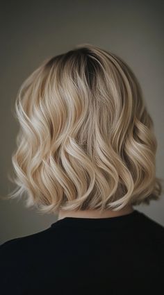 23 Winter Highlights for Blondes: Gorgeous Color Ideas to Warm Up Your Look Highlight Ideas, Mom Hair, Mom Hairstyles