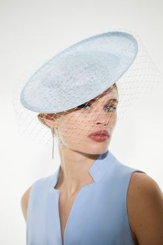 Emily-London Asymmetric Veiled Disc Fascinator | Mark the moment with a modern masterpiece from our collection of summer wedding outfits. Showcasing our dedication to premium design, this edit is crafted from luxurious compositions, ready to celebrate in 2023 and beyond. Wedding Hats For Guests, Wedding Guess, Kentucky Derby Fascinator, Outfits Wedding, High Neck Maxi Dress, Ladies Clothes Fashion, Bridal Jumpsuit, Summer Wedding Guests, Elegant Hats