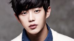 Kim Min Suk reveals how Song Joong Ki and Jin Goo helped him in “Descendants of the Sun” - http://www.kpopmusic.com/artists/kim-min-suk-reveals-how-song-joong-ki-and-jin-goo-helped-him-in-descendants-of-the-sun.html Descendants Cast, In The Air Tonight, Jin Goo, Korean Shows, Song Hye Kyo