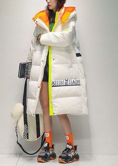 White Winter Outerwear For Streetwear, Oversized White Winter Outerwear, White Oversized Outerwear With Pockets, Oversized White Outerwear With Pockets, Trendy White Winter Outerwear, Fitted White Outerwear For Cold Weather, Oversized White Cotton Outerwear, White Jackets, Off White Jacket