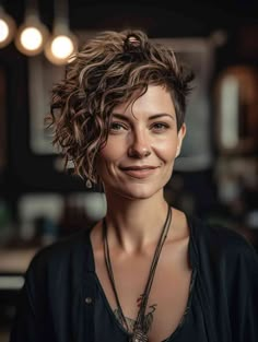 Pelo Bob Ondulado, Short Wavy Haircuts, Wavy Haircuts, Mohawk Hairstyles, Short Bob Haircuts, Short Wavy