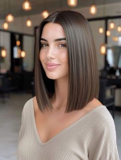 Short Haircut Straight Hair, Clavicut Hair, Shoulder Length Hair Ideas, One Length Bob, Short Hair For Chubby Faces, Bob Lung, Collarbone Length Hair, One Length Bobs, Concave Bob