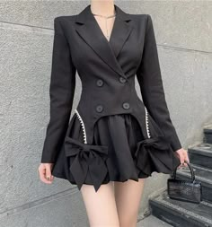 Skirt With Shorts Attached, Ulzzang Fashion, Girls Fashion Clothes, Teenage Fashion Outfits, Korean Outfits