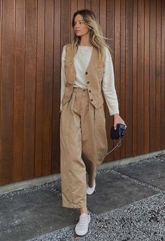 Women Waistcoat Outfit, Waistcoat Woman Outfit, Vest Women Outfit, Gilet Outfit