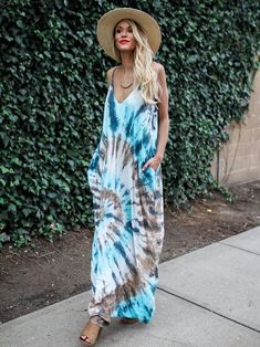 Printed Spaghetti-neck Maxi Dress for Summer – PrincessAce Mode Batik, Travel Dresses, Ombre Tie Dye, Bohemia Dress, Maxi Dresses Summer, Dresses Vacation, Maxi Shift Dress, Pocket Maxi Dress, Estilo Hippy