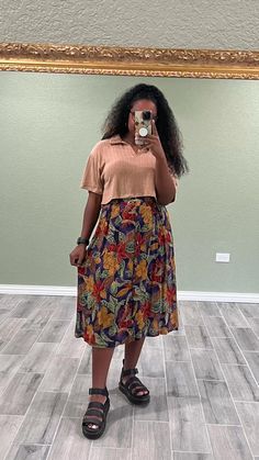 Japan Fashion Week, Summer Teacher Outfits, Midi Skirt Outfit, Catwalk Collection, Thrifted Outfits, Business Casual Outfits For Work, 90s Fashion Outfits, Causual Outfits, Skirt Outfit