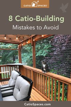 a cat sitting on top of a wooden porch next to a chair and railing with text overlay that reads 8 catio - building mistakes to avoid