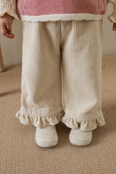 Introducing our Alva Corduroy Trousers, crafted from premium organic cotton and featuring woven corduroy strips. These trousers offer both quality and style, with a soft and luxurious velvet texture that feels fantastic against the skin.Perfect for strolling through autumn landscapes, these trousers capture the essence Minimalist Baby Clothes, Zara Kids