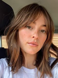 Hairstyle With Fringe Medium, Long Fringe Short Hair, Mid Length Hair With Layers And Bangs Straight, Above Shoulder Hair With Bangs, Long Bob Haircuts For Women Fine Hair, Curtain Fringe Medium Hair, 2023 Hair Trends For Women Straight Hair, Shoulder Length Hair Layers Curtain Bangs, Hair Trends2023