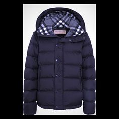 New With Tags Men’s Burberry Jacket Hartley Hooded Jacket With Detachable Sleeves Size: 46 Color: Black True To Size Designer Winter Outerwear With Double-lined Hood, Designer Double-lined Hooded Outerwear For Winter, Burberry Jacket Mens, Burberry Sweatshirt, Burberry Hoodie, Burberry Quilted Jacket, Quilted Jacket Men, Navy Blue Coat, Burberry Sweater