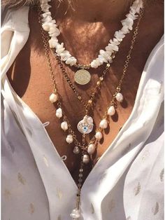 Pink Beads,White Gravel Eyes,Pearl Chain,Pearl Eyes  Collar  Howlite   Embellished   Women Fashion Jewelry Outfits With Green Jewelry, Beading Trends 2023, Fashion Accessories Trends 2023, Trending Jewelry 2023 Handmade, Jewellery 2023, White Gravel, Neck Pieces Jewelry, Pearl Chain Necklace, Korean Jewelry