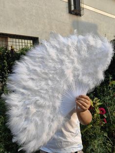 Please take the fan out of the plastic bag and leave it in the air for a few hours, and the feathers will be much more fluffy Delivery time 9-15days via Regular shippment  Size: 32X18inch(80X45cm) Ostrich Feather Fan, Burlesque Dance, Prom 2025, Feather Fan, Wedding Fans, Ostrich Feather, Ostrich Feathers, Wedding Item, Fashion Diy