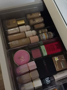 Makeup Drawer Organization, Body Makeup