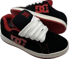 School Appropriate Outfits, Dc Skate Shoes, Dc Shoes Women, Shoes For School, Scene Outfits, Shoes Outfit Fashion, Outfit Inspo Casual, Swag Shoes, Dc Shoes