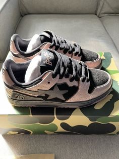 Cute Shoes Y2k, Y2k Shoes Aesthetic, Vicinity Shoes, Bathing Ape Shoes, Organization Shoes, Bapesta Shoes, 00s Shoes, Sk8 Sta, Bape Shoes