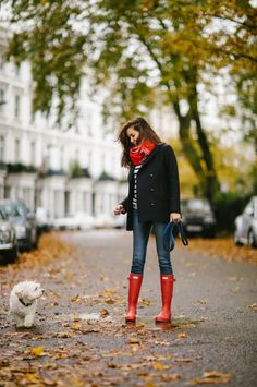 Rosie Londoner, Rain Boot Outfit, Hunter Boots Outfit, Red Rain Boots, Rain Outfit, Navy Peacoat, Wife Style, Red Rain, Boating Outfit