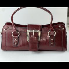 Gucci Vintage Handbag With Some Damages To The Exterior That Are All In The Pictures. It’s A Beautiful Burgundy Color, The Zipper Works Perfectly And So Does The Front Buckle. -Ships Within 48 Hours -Reasonable Offers Accepted -Bundle Offers Accepted Gucci Satchel With Top Handle And Branded Hardware, Gucci Shoulder Satchel, Gucci Satchel With Detachable Strap And Double Handle, Gucci Satchel With Branded Hardware, Gucci Shoulder Bag Satchel For Shopping, Gucci Shoulder Bag With Detachable Strap And Double Handle, Gucci Satchel With Detachable Strap, Gucci Satchel For Office, Gucci Leather Satchel With Double Handle