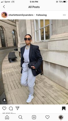 Styling Grey Sweatpants, Grey Sweats Outfit, Styling Sweatpants, Charlotte Emily Sanders, Emily Sanders, Grey Sweatsuit, Charlotte Emily, Corporate Baddie, Cold Fashion