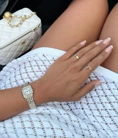 Cartier Juste Un Clou Bracelet Aesthetic, Luxe Jewelry, Look Classy, Watches Luxury, Ring Stack, Womens Watches Luxury, Classy Jewelry, Belt Purse