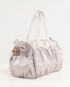 Lululemon Ballet, Lululemon Bookbag, Lululemon Duffle Bag, Lululemon Duffel Bag, Gym Bag Lululemon, Women’s Gym Bag, Lululemon Gym Bag, Sports Bags, Cute Duffel Bags