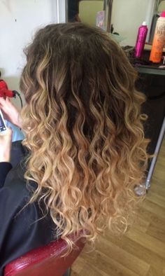 Long Hair Perm, Ombre Curly Hair, Spiral Perm, Hair Perm, Highlights Curly Hair, Colored Curly Hair, Curly Hair Tips