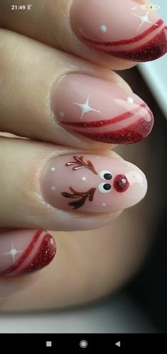 December Nails Reindeer, Short Biab Nail Designs Christmas, Christmas Nail Designs Gel Art Ideas, Christmas Nails Designs Red, Christmas Short Nails Ideas, Simple Snowflake Nail Design, Christmas Gel X Nail Designs, Rudolph Nail Art