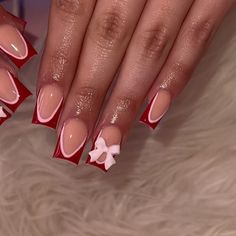 houston,tx 77530 💞🎀🍓💗 on Instagram: "simple but pretty 💌• • • • • • • • • • • #cutenails #prettynails #htxnails #houstonnails #valentinesnails #valentines #nailinspo" Short Gel Tip Nails, Short Nail Cute Designs, Red Nail Acrylic Designs, Birthday Nails Design Ideas, Red Short Acrylic Nails Designs, Shorties Nails Red, Short Nails Acrylic Red, Cute Simple Acrylic Nails Ideas, Red Short Nails Acrylic