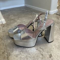 New Without Paper Tags Still Has The Little Bungee On Platform Block Heel Chunky Eu Size 40 Metallic Silver Peep Toe Sandal Silver Platform Heels, Silver Platforms, Platform Block Heels, Peep Toe Sandals, Paper Tags, Zara Shoes, Platform Heels, Zara Women, Women's Pumps