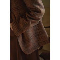 A tartan plaid wool jacket and wool skirt with a British retro feel. An item made of thick and sturdy fabric. The atmosphere is like that of an elegant movie actress from the good old days. 
 
 
 Color 
 
 olive 
 
 
 
 Brown 
 
 
 
 Item 
 
 Jacket 
 Skirt 
 
 
 Size 
 
 
 
 
 
 
 Jacket 
 
 S size 
 
 Length: 68cm 
 Shoulder width: 39cm 
 Bust: 102cm 
 Waist: 96cm 
 Sleeve length: 56.5cm 
 
 M size 
 
 Length: 72cm 
 Shoulder width: 41cm 
 Bust: 106cm 
 Waist: 101cm 
 Sleeve length: 59cm 
 
 L Movie Actress, Good Old Days, Brown Skirts, Old Days, Wool Skirt, Wool Skirts, The Good Old Days, Wool Plaid, Tartan Plaid