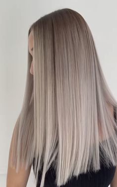 Ash Blonde Hair Balayage, Beige Blonde Hair, Perfect Blonde Hair, Beige Hair, Silver Blonde Hair, Ash Hair Color, Ombre Hair Blonde, Cool Blonde Hair, Dyed Blonde Hair