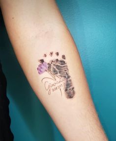 Tattoo Idea For My Daughter, Rose Daughter Tattoo, Newborn Tattoos For Mom, First Mom Tattoos, Footprint Flower Tattoo, Word Search Tattoo Ideas, Cute Tattoos For Daughter, Tattoo Ideas For Newborn Daughter, Footprint With Flowers Tattoo