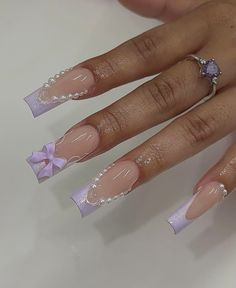 Nail Ideas With Gems Simple, Nails Sweet 16, Purple Nail Aesthetic, Purple Inspired Nails, Nail Inspo Purple And White, Purple Quince Nails Medium, Demure Nails, Purple Cute Nails, Winx Inspired Nails