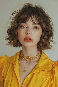 38 Gorgeous Chin Length Haircuts For A Bold Look Preppy Wallpapers, Chin Length Haircuts, Girl Wallpapers, Summer Haircuts, Chin Length Hair, Vsco Girl, Haircuts With Bangs, Wallpapers Hd